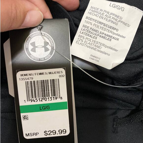 Under Armour Womens Gray Black Athletic Swishy Running Shorts NEW Large - Picture 7 of 9